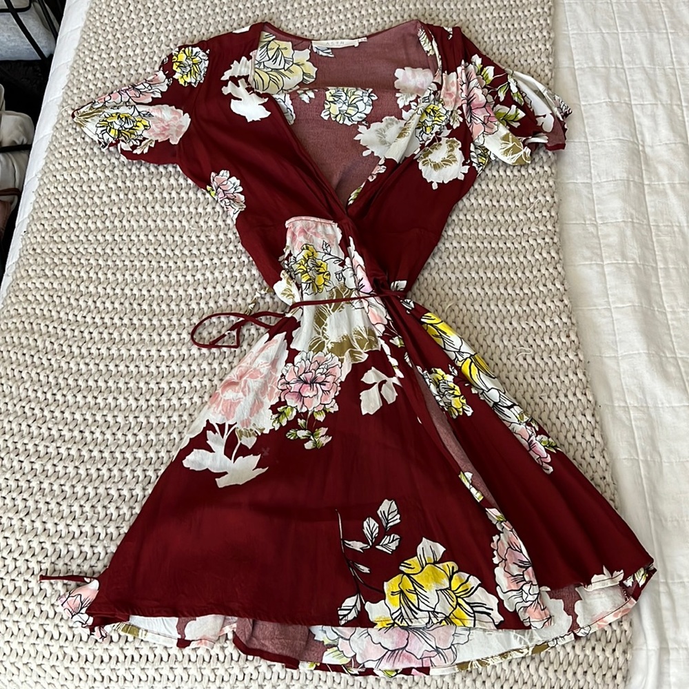 ASTR floral wrap mini